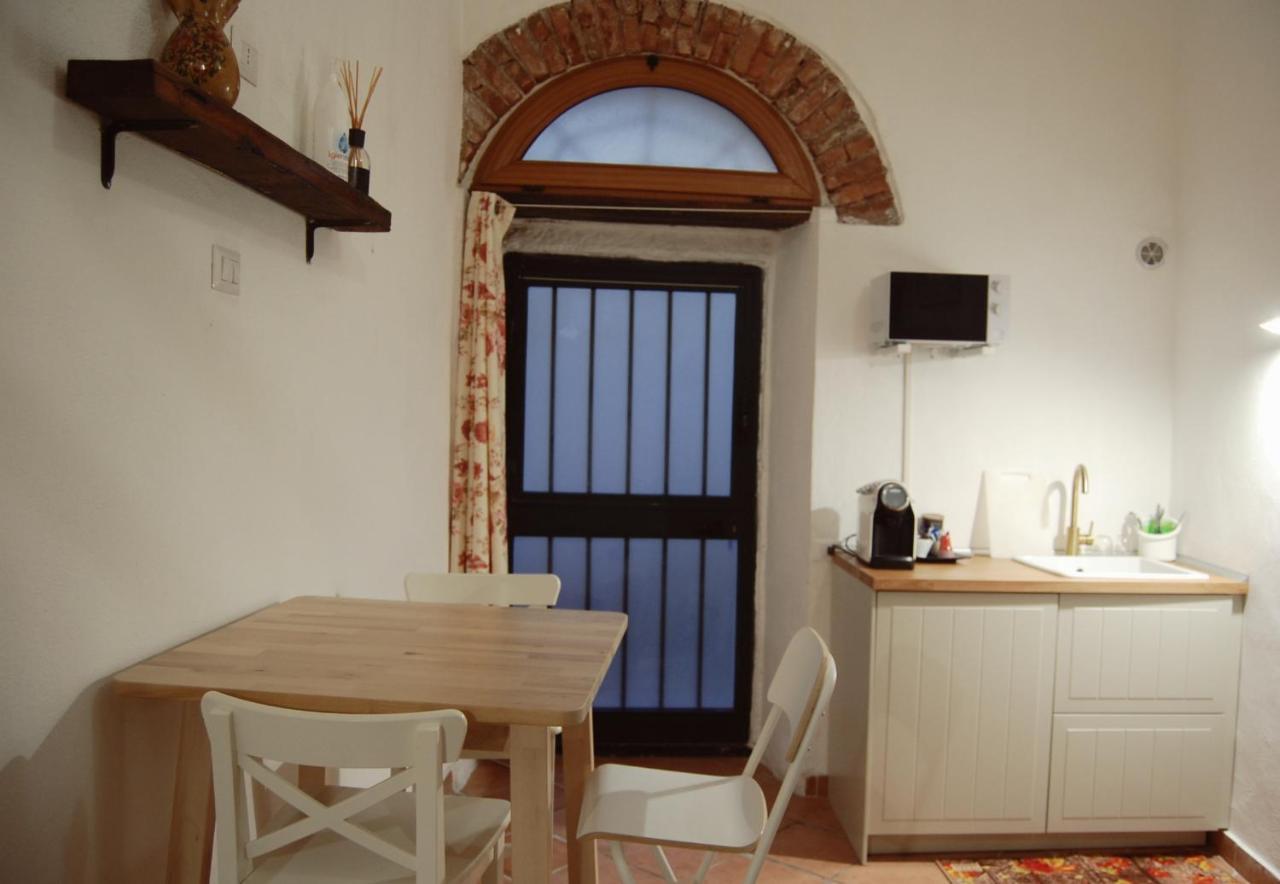 Bed and Breakfast Il Soppalco Корнилья Экстерьер фото
