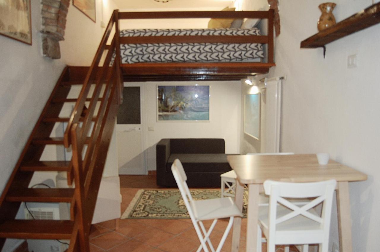 Bed and Breakfast Il Soppalco Корнилья Экстерьер фото